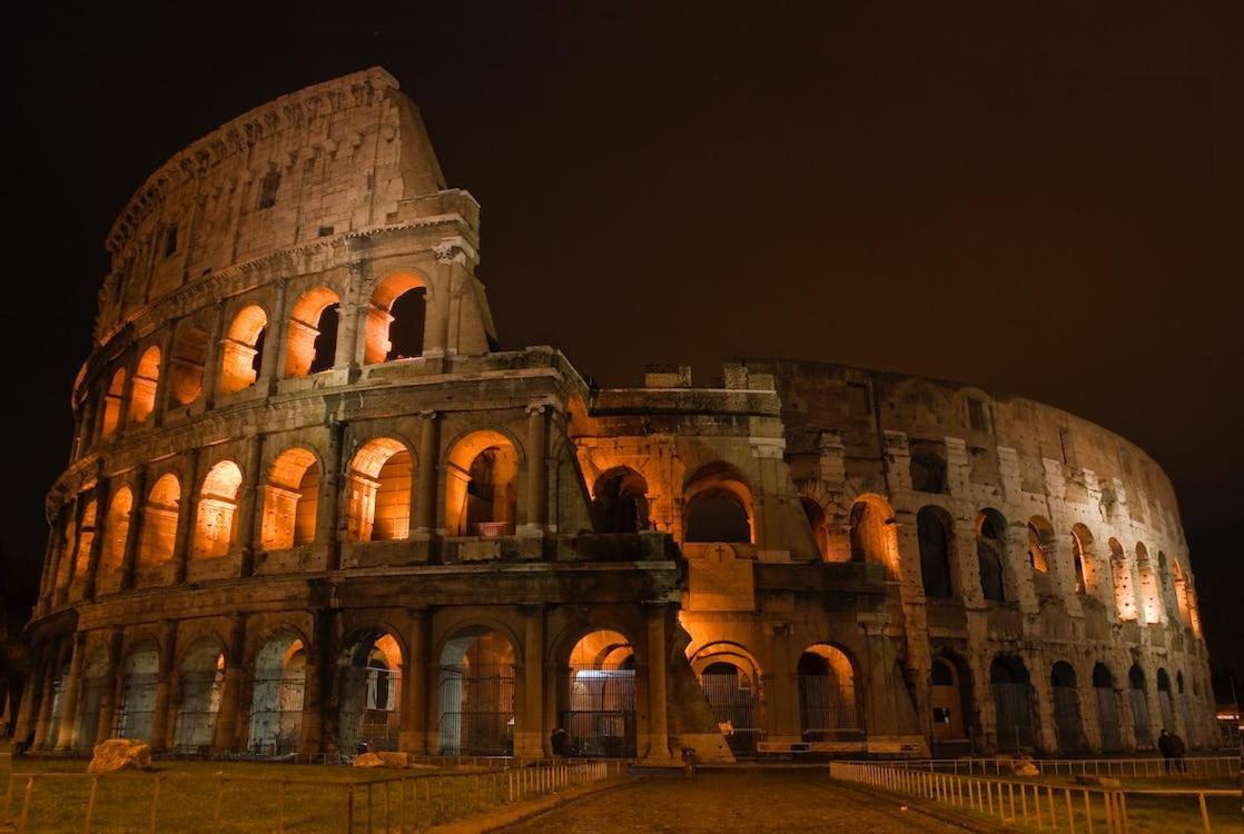 Colosseum Resort Рим Экстерьер фото