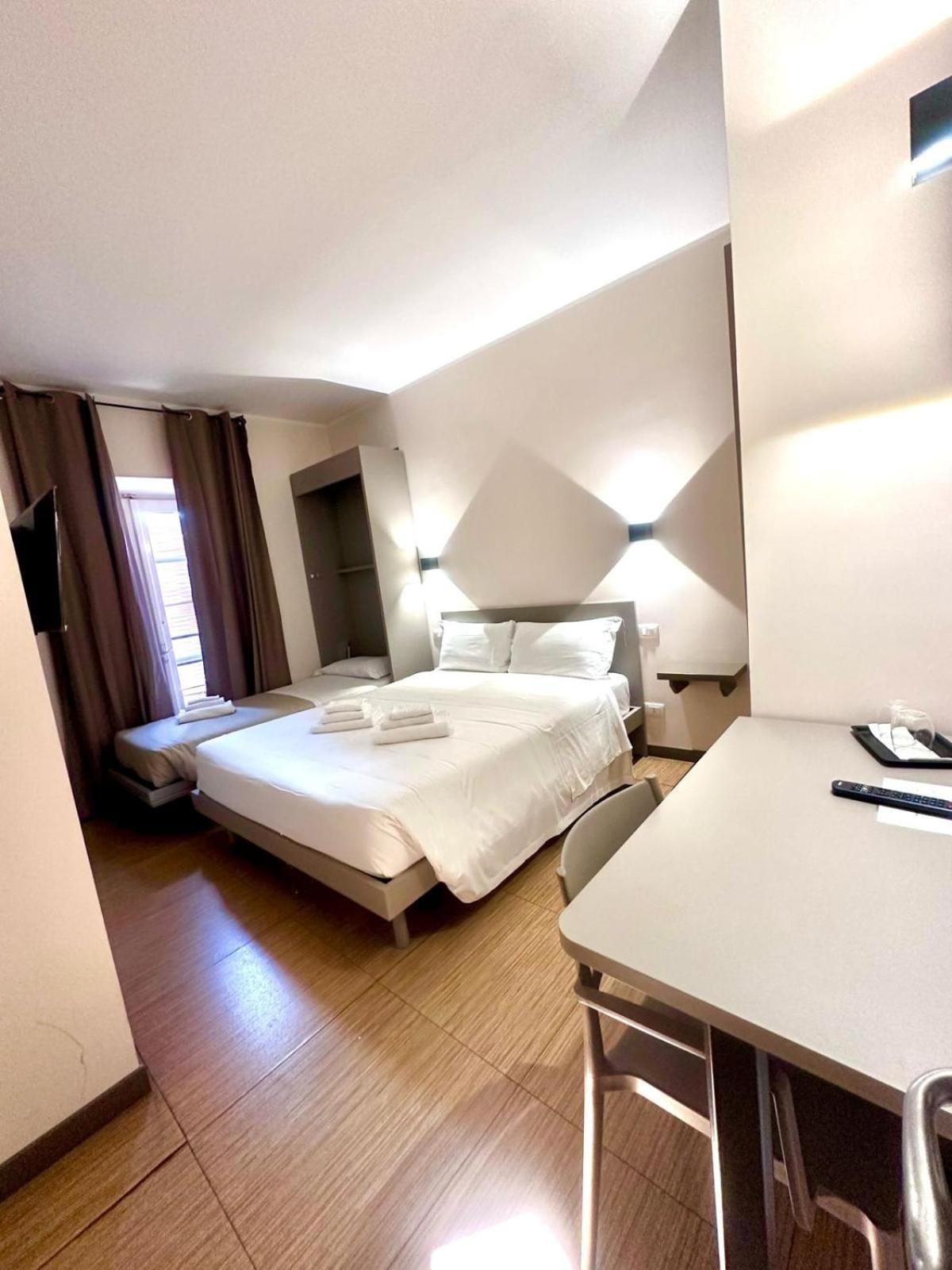 Colosseum Resort Рим Экстерьер фото